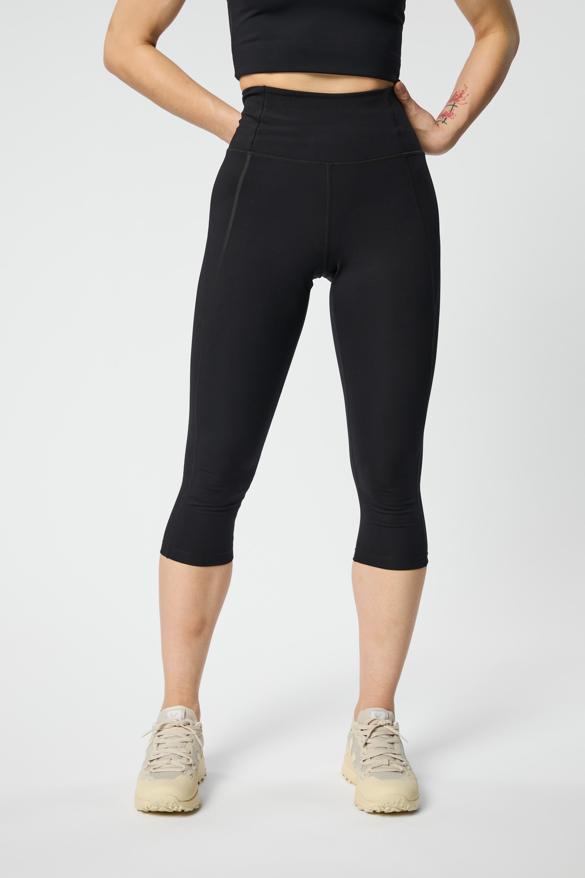 Compressive High-Rise Legging, Capri, Black