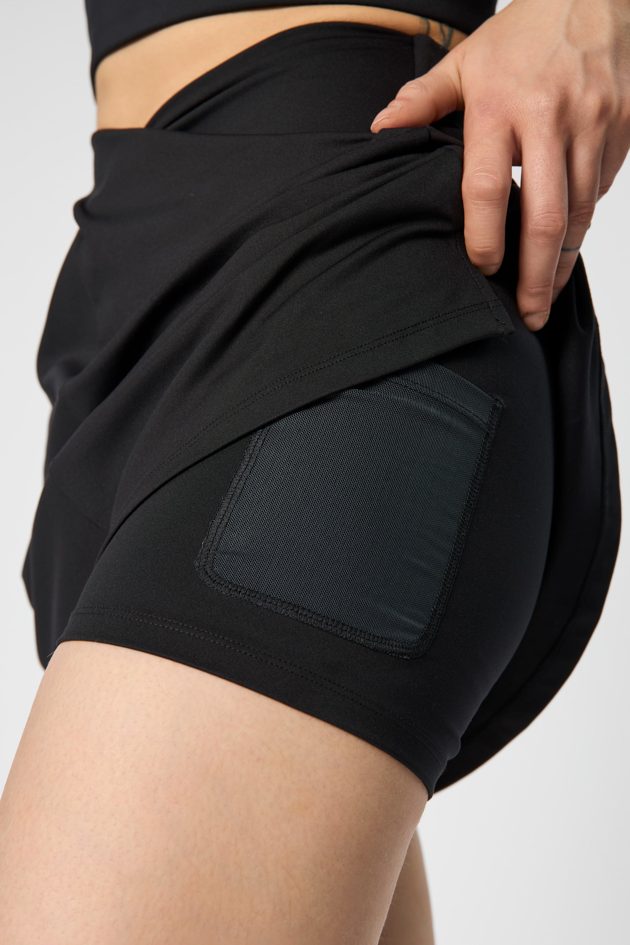 Twist Skort, Black
